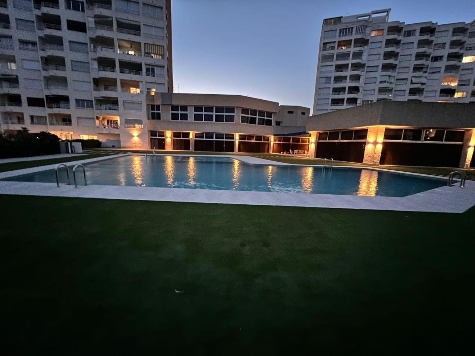 Apartamento Beachfront Luxe Ii By Gloove
